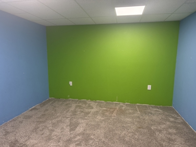 Large Home in Quiet Neighborhood in Bethany, MO - image 24