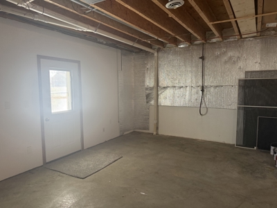 Large Home in Quiet Neighborhood in Bethany, MO - image 29