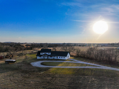 Home for Sale in Lamar Missouri - image 1