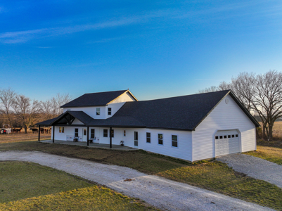 Home for Sale in Lamar Missouri - image 7