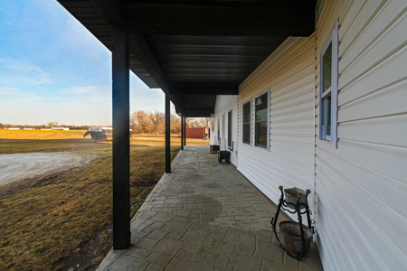 Home for Sale in Lamar Missouri - image 28