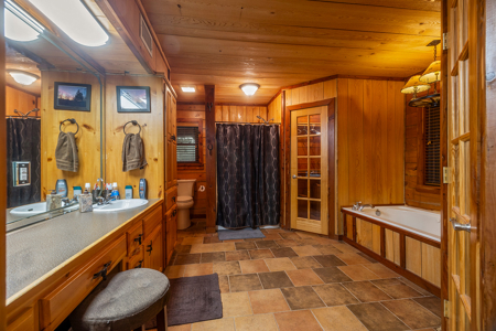 East Texas Ranch with Log Home and Timberland - image 25