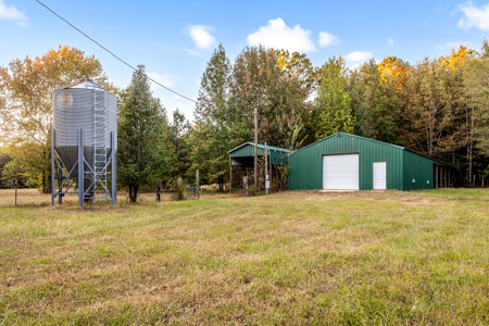 East Texas Ranch with Log Home and Timberland - image 41