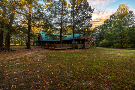 East Texas Ranch with Log Home and Timberland - image 5