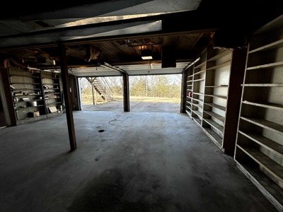Country Home and Barn on 104 Acres Near Linn Missouri - image 41