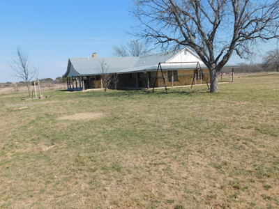 Ranch Home for sale in Brown County Texas - image 13