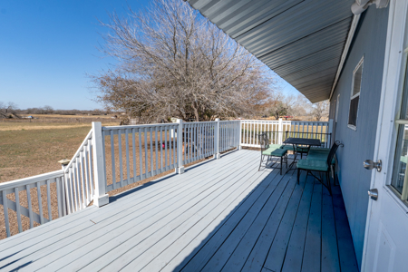 Country Comfort Meets Opportunity on 4.55 Fully Fenced Acres with - image 38