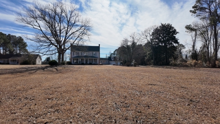 Beautiful Historic Home Located Near Wallace, NC - image 28