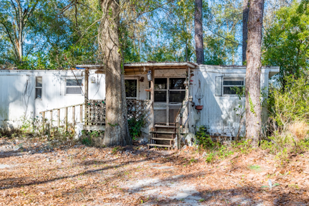 Handyman Special 1.84-Acre Investment Opportunity in Live Oak, FL - image 8
