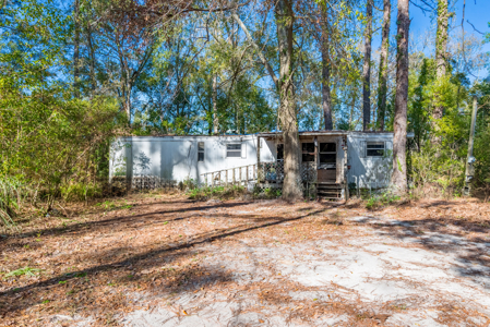 Handyman Special 1.84-Acre Investment Opportunity in Live Oak, FL - image 7
