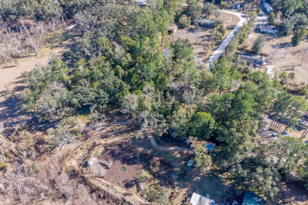 Handyman Special 1.84-Acre Investment Opportunity in Live Oak, FL - image 18