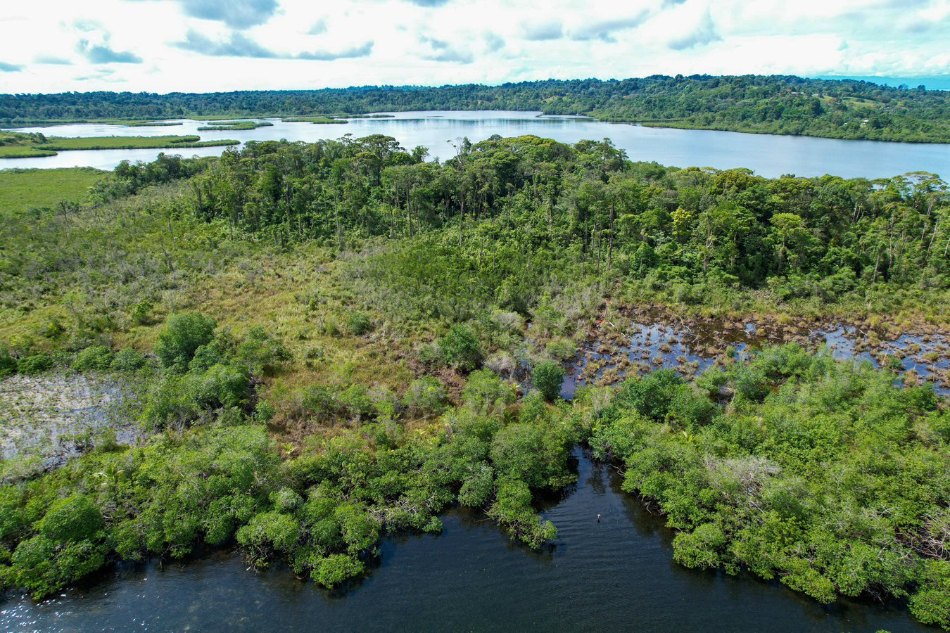 Private Caribbean Island — 42 Acres, Bocas del Toro - 10