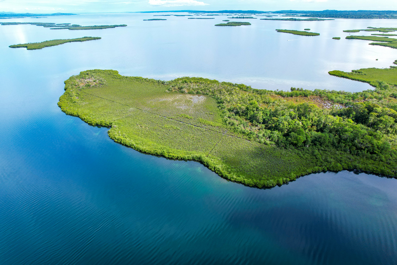 Private Caribbean Island — 42 Acres, Bocas del Toro - 3