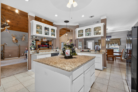 Heather Ridge Beauty | 1 Acre | Saltwater Pool - image 29