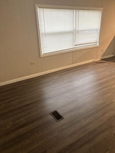 Great Investment Property or Starer Home - image 7