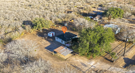 Cozy Country Cottage Between George West & Three Rivers - image 26