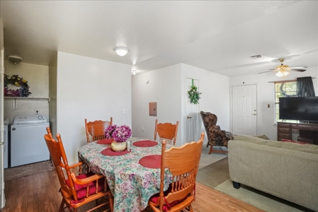 Cozy Country Cottage Between George West & Three Rivers - image 8