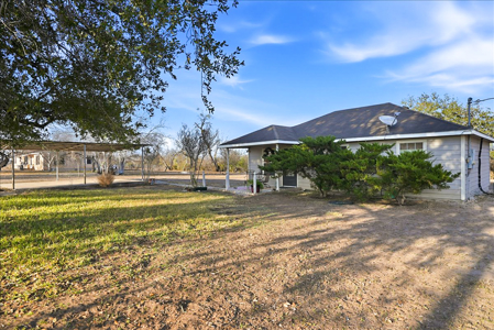 Cozy Country Cottage Between George West & Three Rivers - image 19