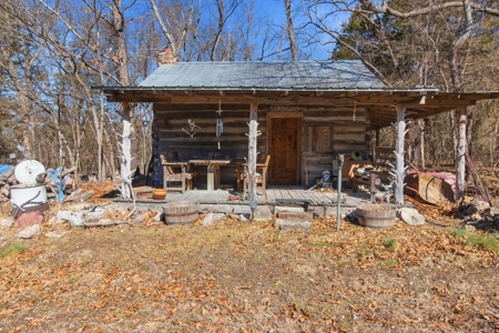 Lake View Home on 7.5 Acres Near Bull Shoals Lake - Pontiac, MO - image 25