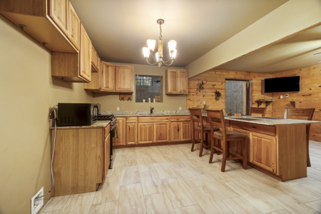 Texas Hunting Ranch with Barndominium Shop for Sale - image 5