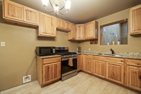 Texas Hunting Ranch with Barndominium Shop for Sale - image 8