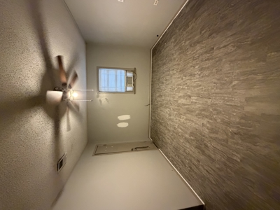 3 Bed 2 Bath Frame House TO BE MOVED  Make it your own - image 10