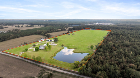 Premier Ranch For Sale New Boston Texas - image 9