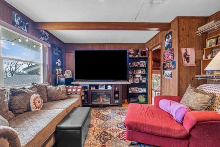 Million Dollar Views of Hilltop Lakes and an 18-hole Golf Course - image 30