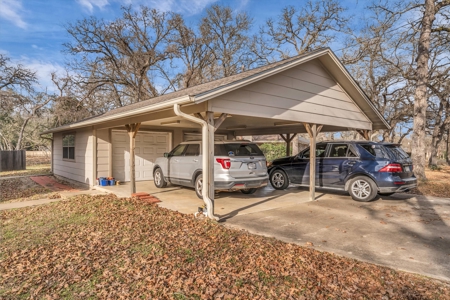 Million Dollar Views of Hilltop Lakes and an 18-hole Golf Course - image 4