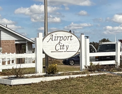 Million Dollar Views of Hilltop Lakes and an 18-hole Golf Course - image 50