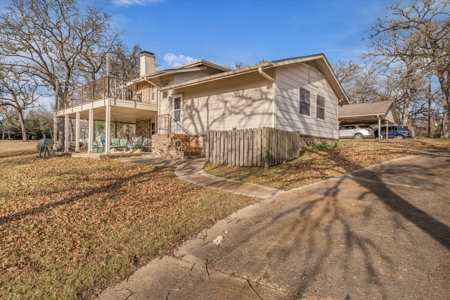 Million Dollar Views of Hilltop Lakes and an 18-hole Golf Course - image 3