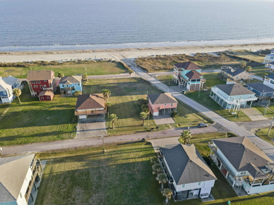 Bolivar Beach - Unobstructed Gulf View & Income Potential - image 5