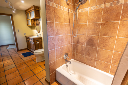 Country Home for Sale Near Cedaredge, Colorado - image 14