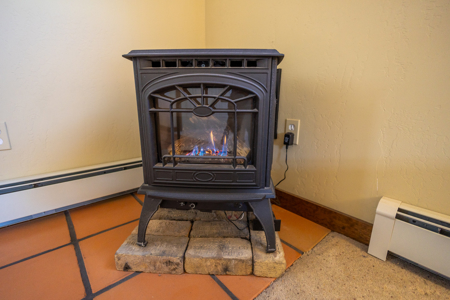 Country Home for Sale Near Cedaredge, Colorado - image 15