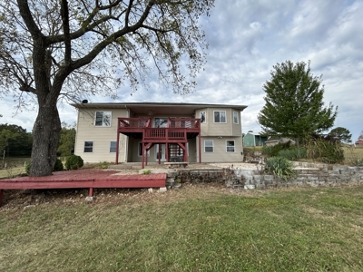 Country Home for sale in Missouri - image 14