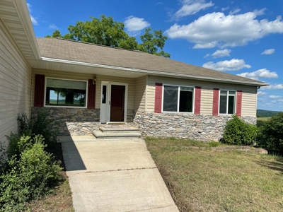 Country Home for sale in Missouri - image 22