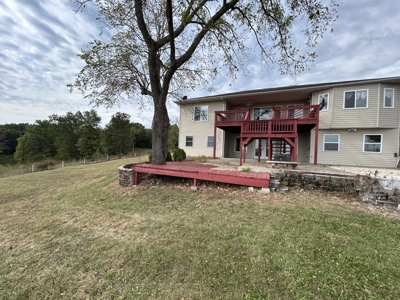Country Home for sale in Missouri - image 15