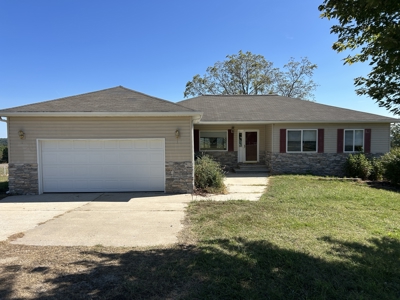 Country Home for sale in Missouri - image 35