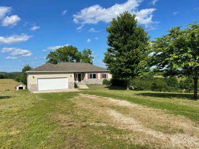 Country Home for sale in Missouri - image 25