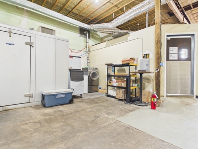 Mixed-Use Investment Opportunity – Bar, Warehouse & 3BR Apartment - image 13