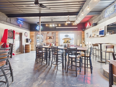 Mixed-Use Investment Opportunity – Bar, Warehouse & 3BR Apartment - image 8