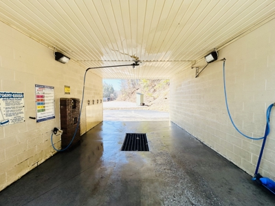 3 Bay Car Wash - High Visibility US-421, McKee, KY - image 4