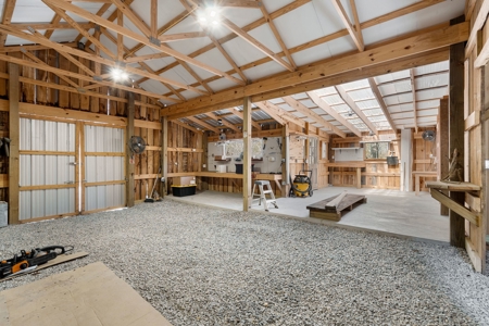 5-Acre Williamson County Home with Creek, Barn & Greenhouse - image 44