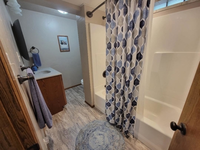 Mt Brick 5 Bed  3Bath Hardwood Floors Fireplace Shelby - image 16