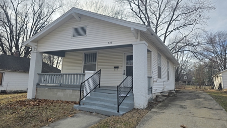 Fresh Updates & Full Basement in Chillicothe, MO! - image 1