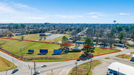 Commercial Property Lot for Franchise - image 1