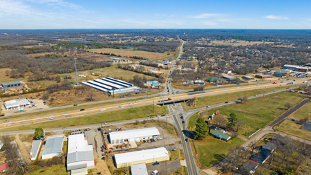 Commercial Property Lot for Franchise - image 13