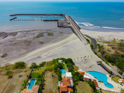 Oceanfront Luxury Residence at PH Las Olas | Vistamar Golf Resort - image 21