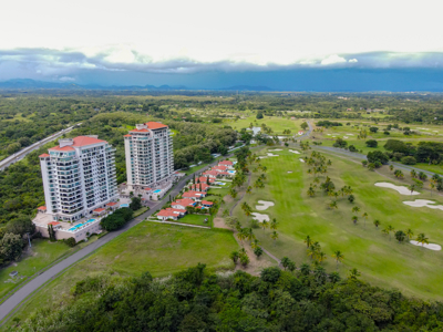 Oceanfront Luxury Residence at PH Las Olas | Vistamar Golf Resort - image 23