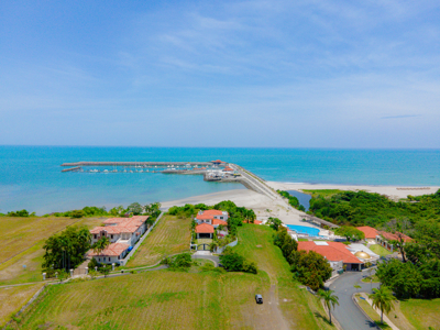 Oceanfront Luxury Residence at PH Las Olas | Vistamar Golf Resort - image 22
